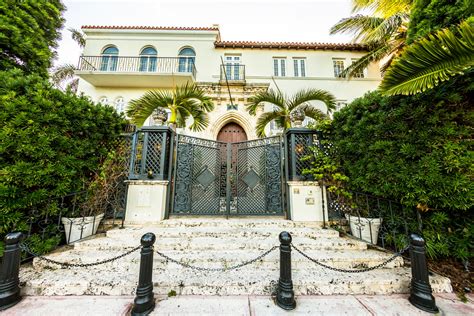 La vida de Gianni Versace a través de sus casas: de Miami a 